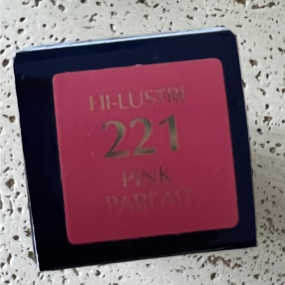 New estee  lauder lipstick 221 pink parfait - Picture 3 of 3